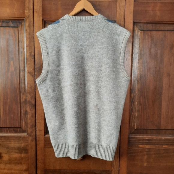 Vintage Le Tigre Grandpa style tan v-neck argyle knit sweater vest size large - Picture 8 of 11